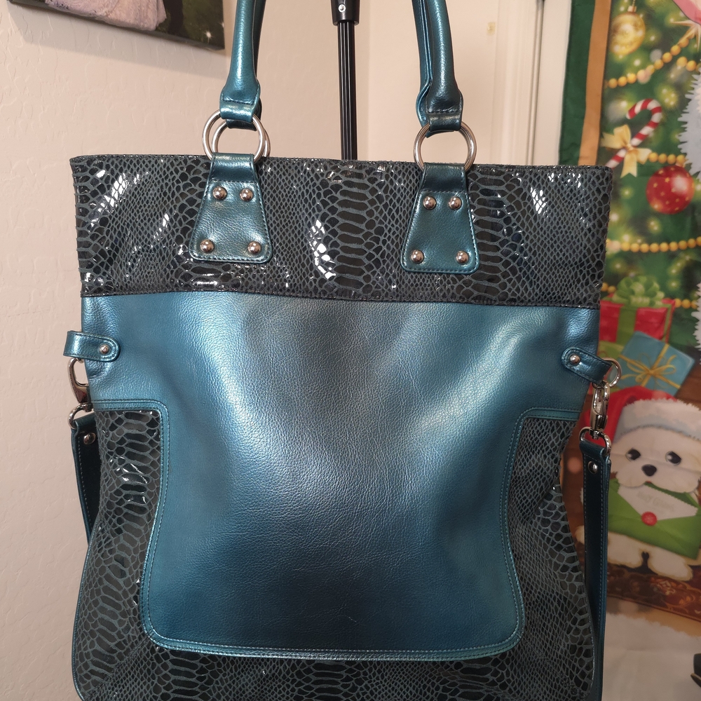 Kate Landry Cross Body Tote Hobo Bag Strap and Hand Straps